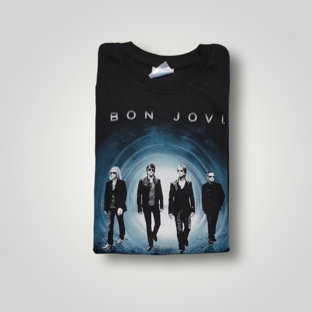 Bon Jovi - The Circle Tee